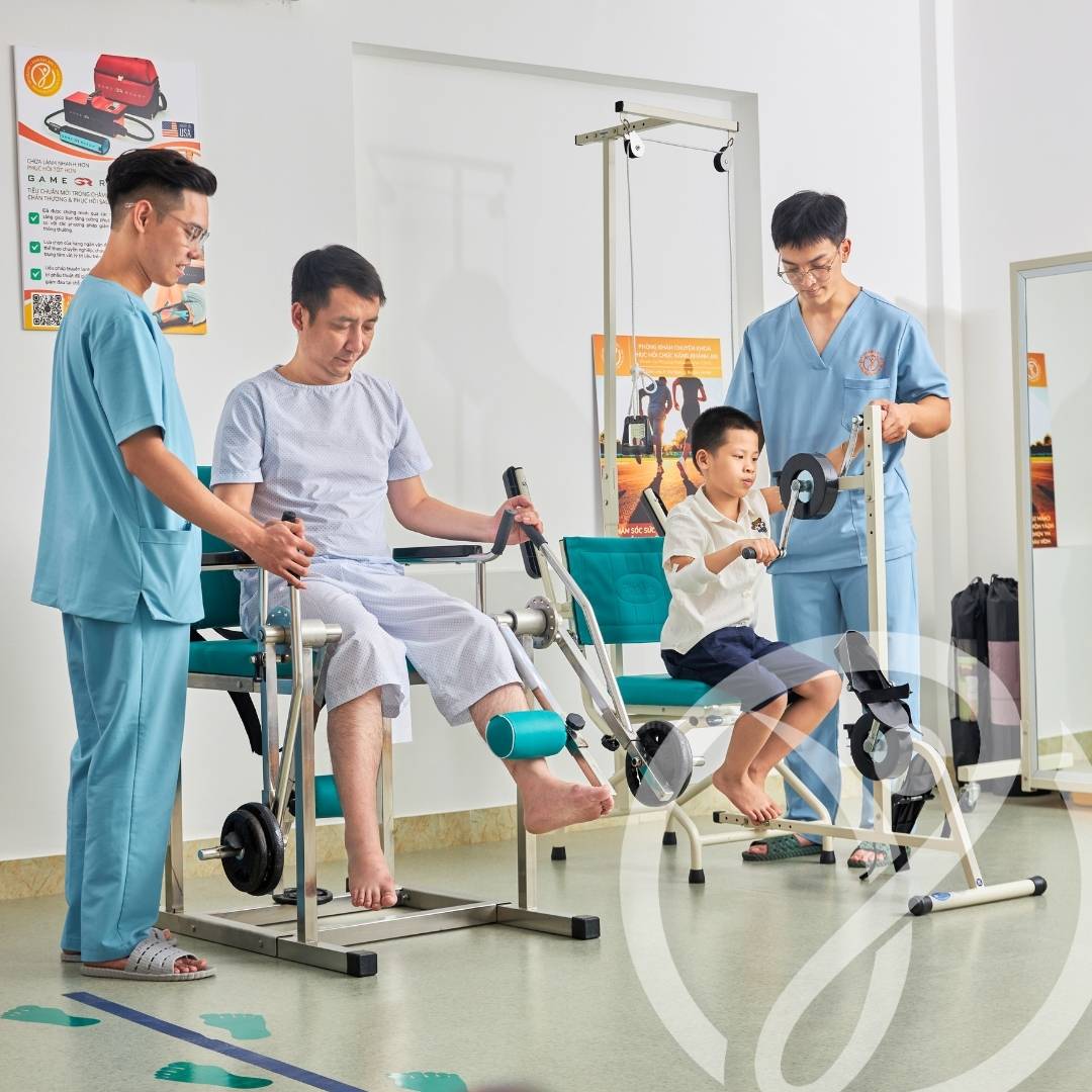 Máy tập linh hoạt và sức mạnh cơ